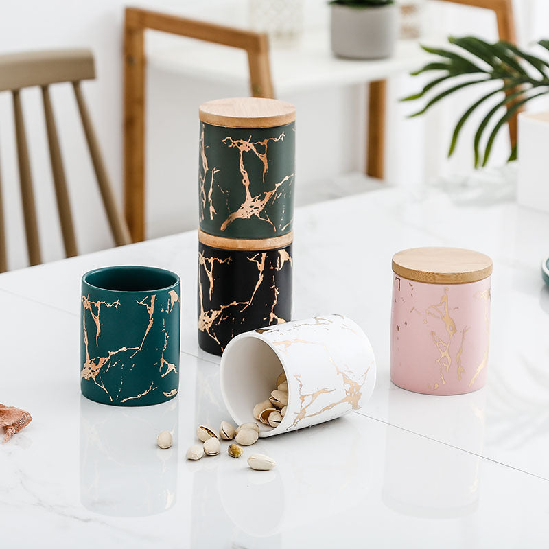 Ceramic food storage container for the kitchen – airtight and stylish