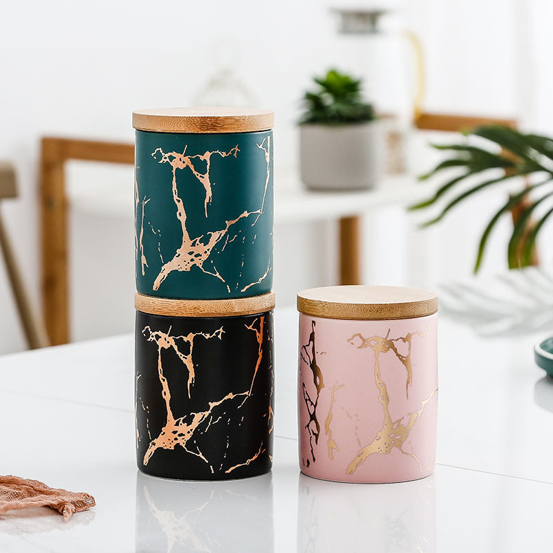 Ceramic food storage container for the kitchen – airtight and stylish